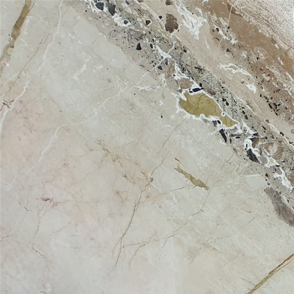 Breccia Champagne