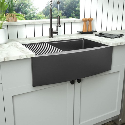 Farmhouse Style Kitchen Sink