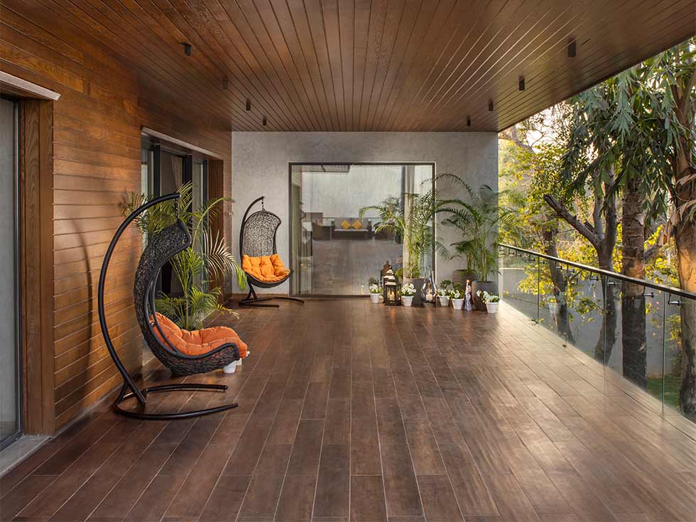 Wood Tiles vs Hardwood